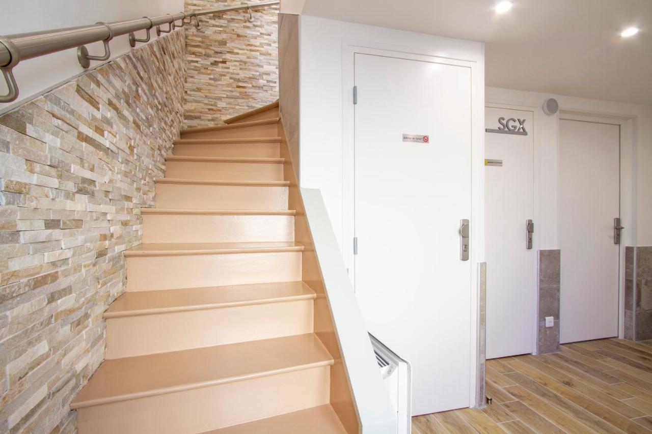 Soleil D'Ete: Balcony Retreat with Netflix & Free Parking Apartment Chalons-en-Champagne Exterior photo